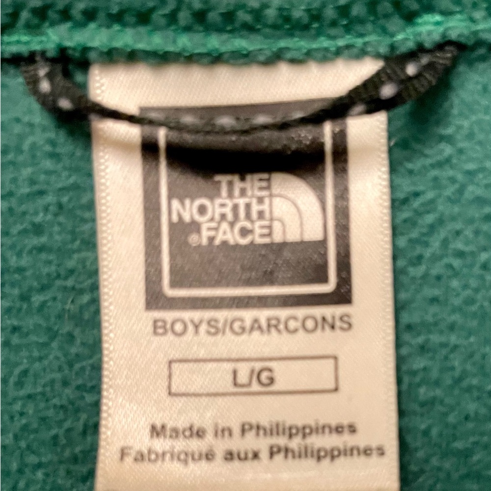 The North Face Boys Green, Large, 1/4 Zip. - Picture 9 of 10